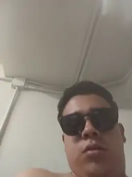 Yosoyelmismo-6737 online show from 8, 6, 2026