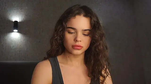 Snapshot of linclars chatting on 21, 2, 2026 linclars online show from 21, 2, 2026