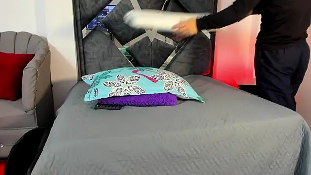 Liam saint online show from 14, 1, 2026