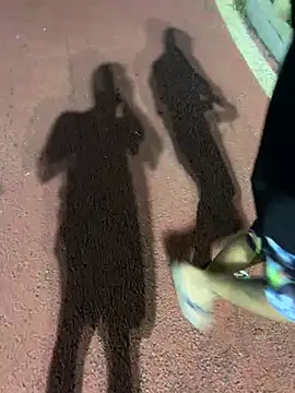 LontraAndBear online show from 15, 2, 2026