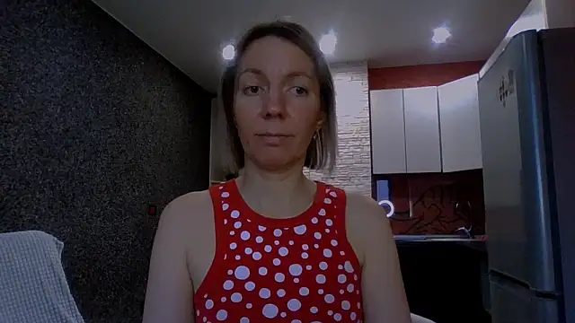 Amanda Luxe online show from 2, 2, 2026