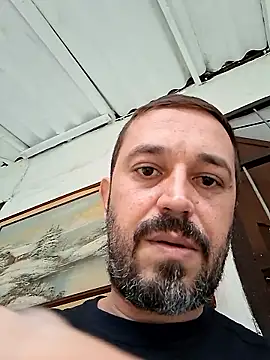 Johnnyhotlatmale online show from 12, 1, 2026