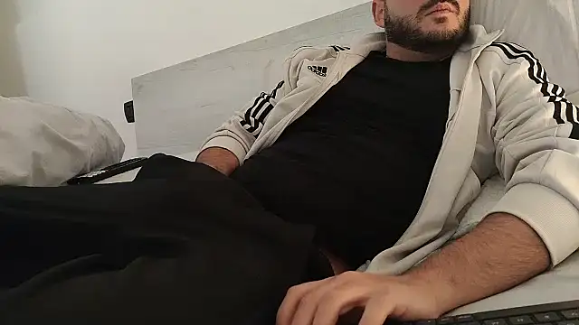 Snapshot of Reb_born89 chatting on 18, 1, 2026 Reb born89 online show from 18, 1, 2026