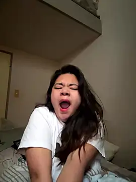 Snapshot of Allie_143 chatting on 10, 1, 2026 Allie 143 online show from 10, 1, 2026