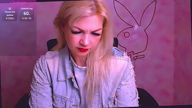 Snapshot of Madonna_Fire chatting on 17, 5, 2026 Madonna Fire online show from 17, 5, 2026