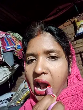 Snapshot of Horny-Rashi chatting on 10, 2, 2026 Horny-Rashi online show from 10, 2, 2026