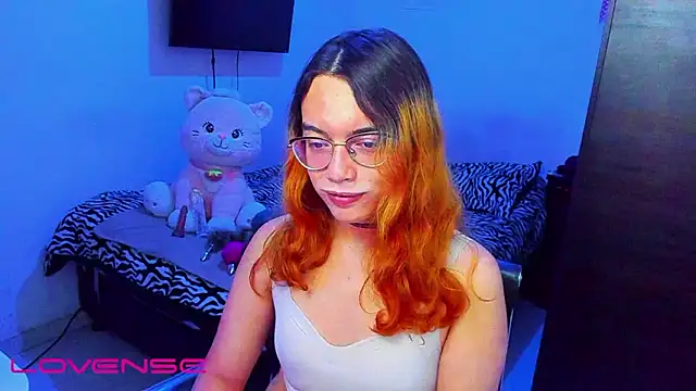 lillykittyyy online show from 8, 3, 2026