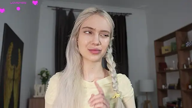 KristalCrowner online show from 20, 3, 2026