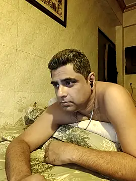 hardnhornybull online show from 2, 4, 2026