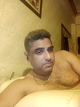 hardnhornybull online show from 14, 4, 2026