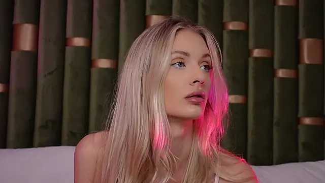 AmeliaAngel online show from 2, 12, 2024