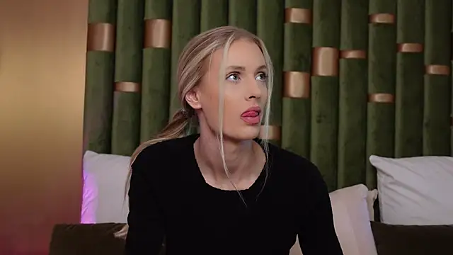 AmeliaAngel online show from 9, 1, 2025