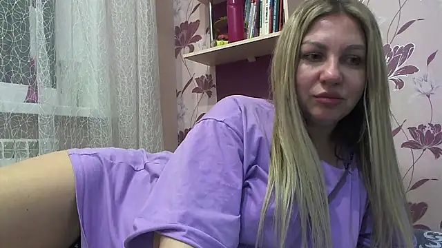 AmandaSexyLAX online show from 4, 2, 2026