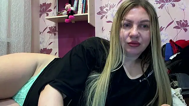 AmandaSexyLAX online show from 24, 3, 2026
