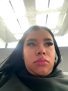 Snapshot of Liaevans__ chatting on 6, 1, 2026 Liaevans online show from 6, 1, 2026