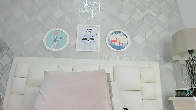 laura rouse7 online show from 3, 3, 2026