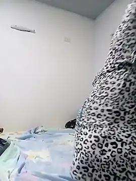 Snapshot of IIv0ryN0IIReX-XX chatting on 14, 2, 2026 IIv0ryN0IIReX-XX online show from 14, 2, 2026