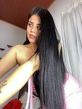 sophyy white online show from 8, 6, 2026