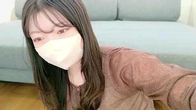   Yui  online show from 6, 4, 2026