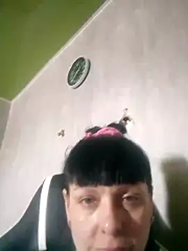 DebbieWhite online show from 4, 2, 2026