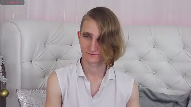 ArnoldRizzo online show from 8, 1, 2026