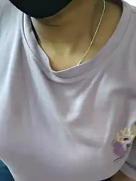 Sexy-shubhi online show from 1, 3, 2026