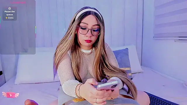 Snapshot of nicol_moons chatting on 15, 1, 2026 nicol moons online show from 15, 1, 2026