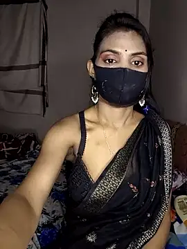 Snapshot of rani_coupleee chatting on 21, 5, 2026 rani coupleee online show from 21, 5, 2026