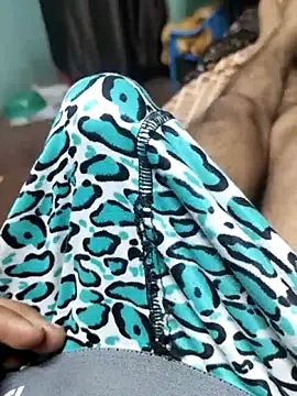 8inchhere online show from 4, 3, 2026