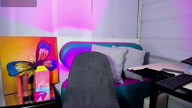 Sue blue online show from 14, 3, 2026