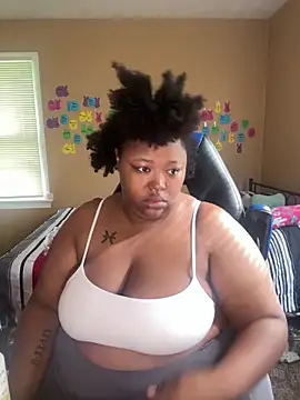 Chocolatebunnyxx96 online show from 9, 5, 2026