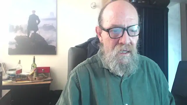 Uncle Hottie online show from 19, 6, 2026