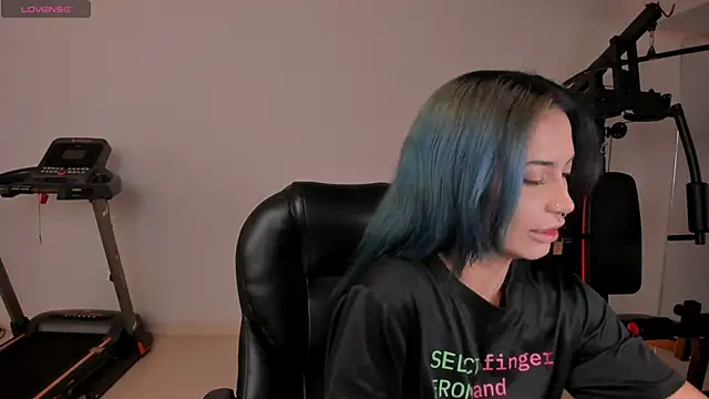 KayraLanne online show from 6, 3, 2026