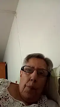 Snapshot of Marce1903 chatting on 4, 7, 2026 Marce1903 online show from 4, 7, 2026
