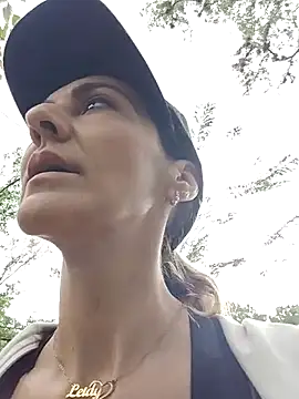 Monita Med online show from 5, 4, 2026