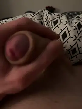 Snapshot of Iconnue chatting on 7, 4, 2026 Iconnue online show from 7, 4, 2026