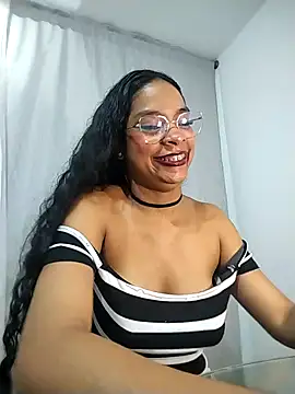 Snapshot of KATALINA_SANTANA_ chatting on 5, 5, 2026 KATALINA SANTANA online show from 5, 5, 2026