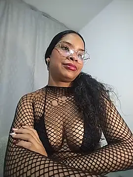 KATALINA SANTANA  online show from 5, 6, 2026