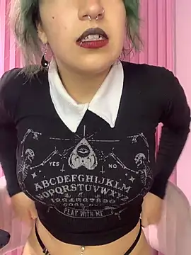 SweetMilly online show from 25, 2, 2026