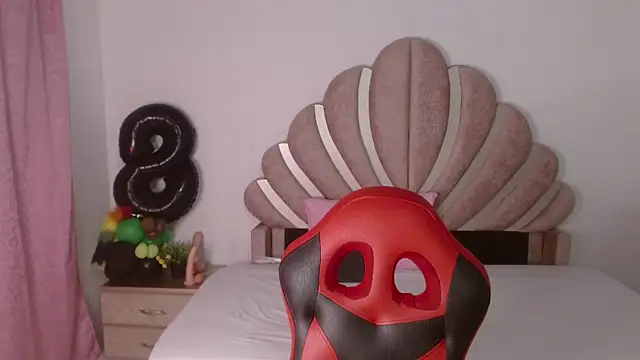 Naya  fox723 online show from 1, 2, 2026