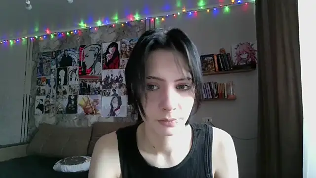 Snapshot of LxayBloom chatting on 12, 1, 2026 LxayBloom online show from 12, 1, 2026