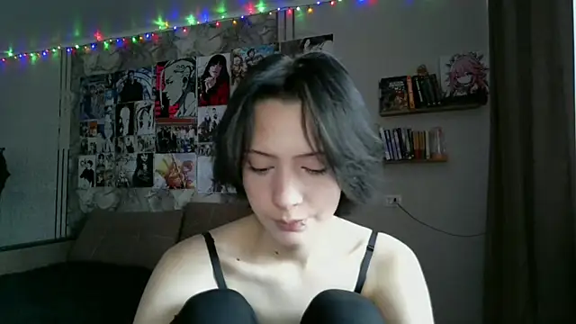 Snapshot of LxayBloom chatting on 13, 1, 2026 LxayBloom online show from 13, 1, 2026