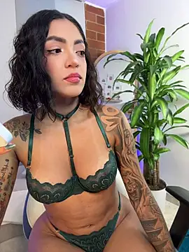 Snapshot of SofyDreammy chatting on 12, 5, 2026 SofyDreammy online show from 12, 5, 2026