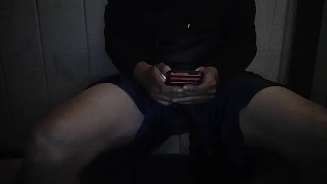 Snapshot of Lonelyboiatl chatting on 27, 4, 2026 Lonelyboiatl online show from 27, 4, 2026