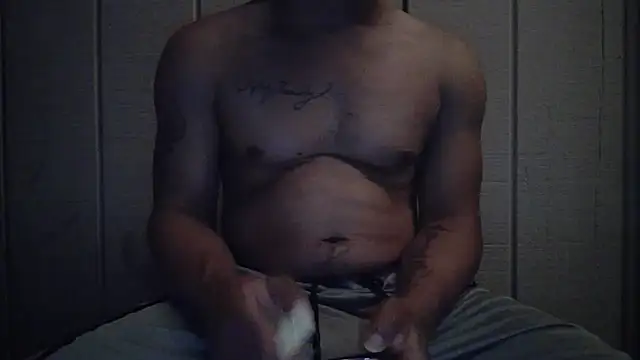 Snapshot of Lonelyboiatl chatting on 9, 5, 2026 Lonelyboiatl online show from 9, 5, 2026