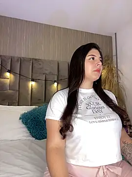 Snapshot of MiiaGreys chatting on 4, 2, 2026 MiiaGreys online show from 4, 2, 2026