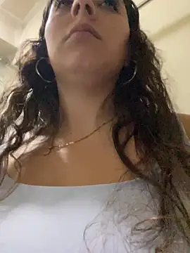 Snapshot of MiiaGreys chatting on 13, 4, 2026 MiiaGreys online show from 13, 4, 2026