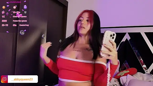 Snapshot of queen_of_you_heart chatting on 11, 2, 2026 queen of you heart online show from 11, 2, 2026