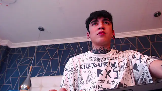 Snapshot of MarkOlsenn chatting on 7, 1, 2026 MarkOlsenn online show from 7, 1, 2026