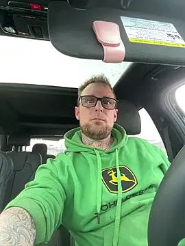 WIDBIGWHITECOCK online show from 5, 3, 2026